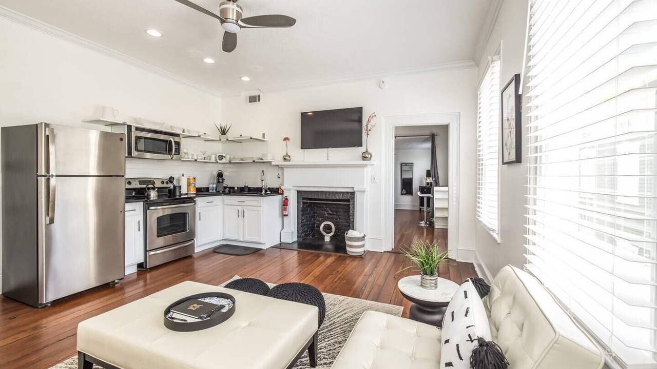 Photo of Bedroom in Wilmington Historic District