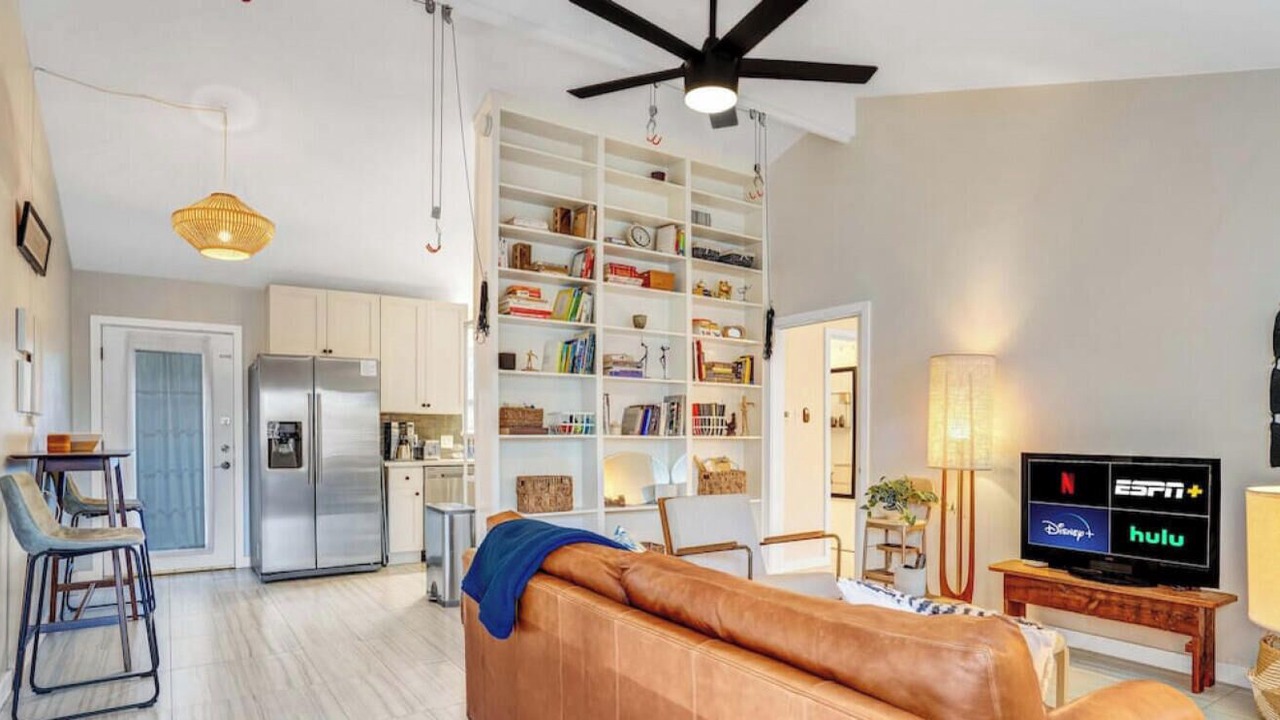 Photo of Bedroom in North University
