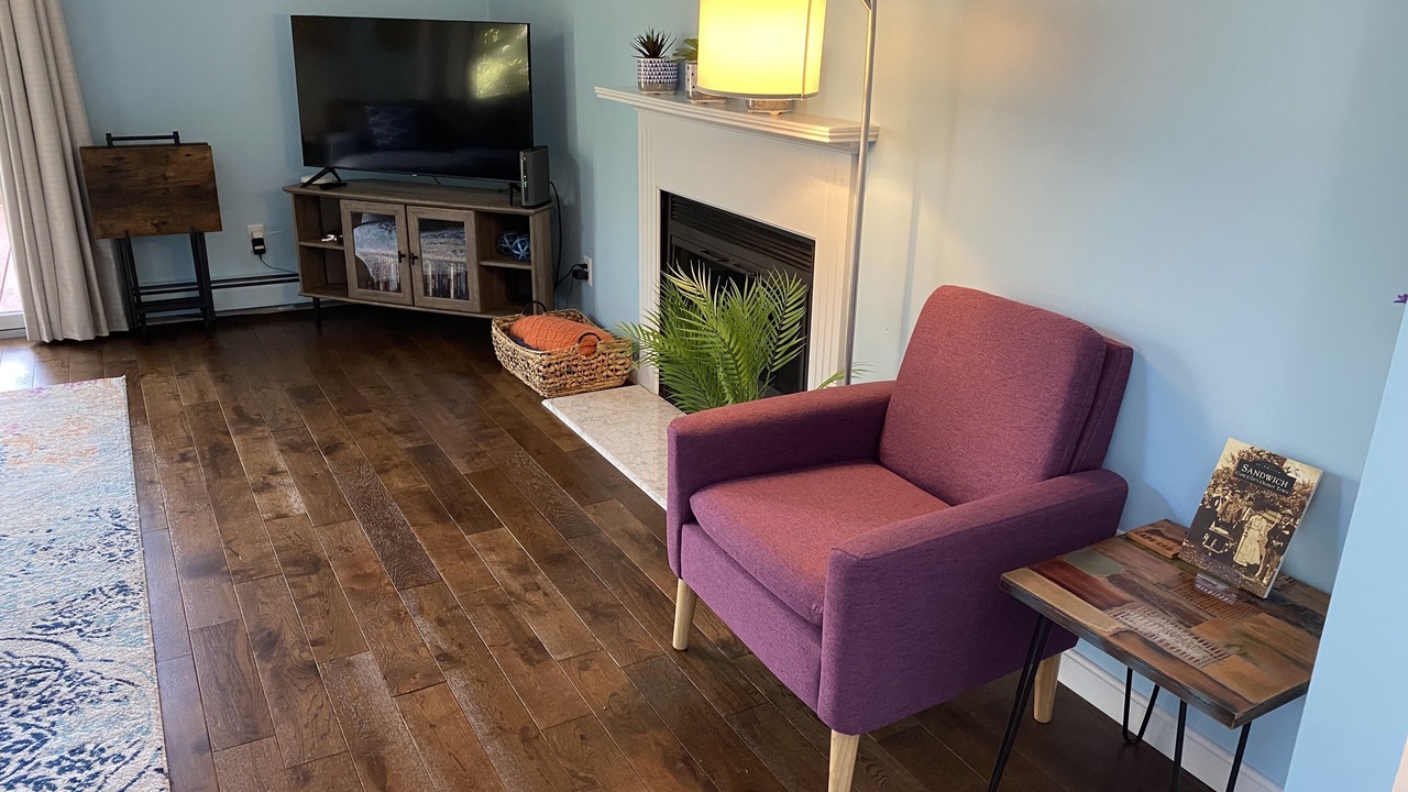 Photo of Livingroom in Forestdale