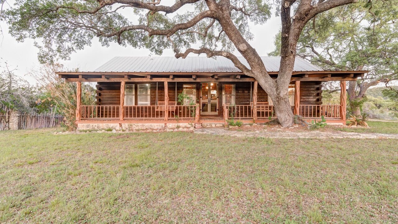 Photo of Outdoor in Uvalde
