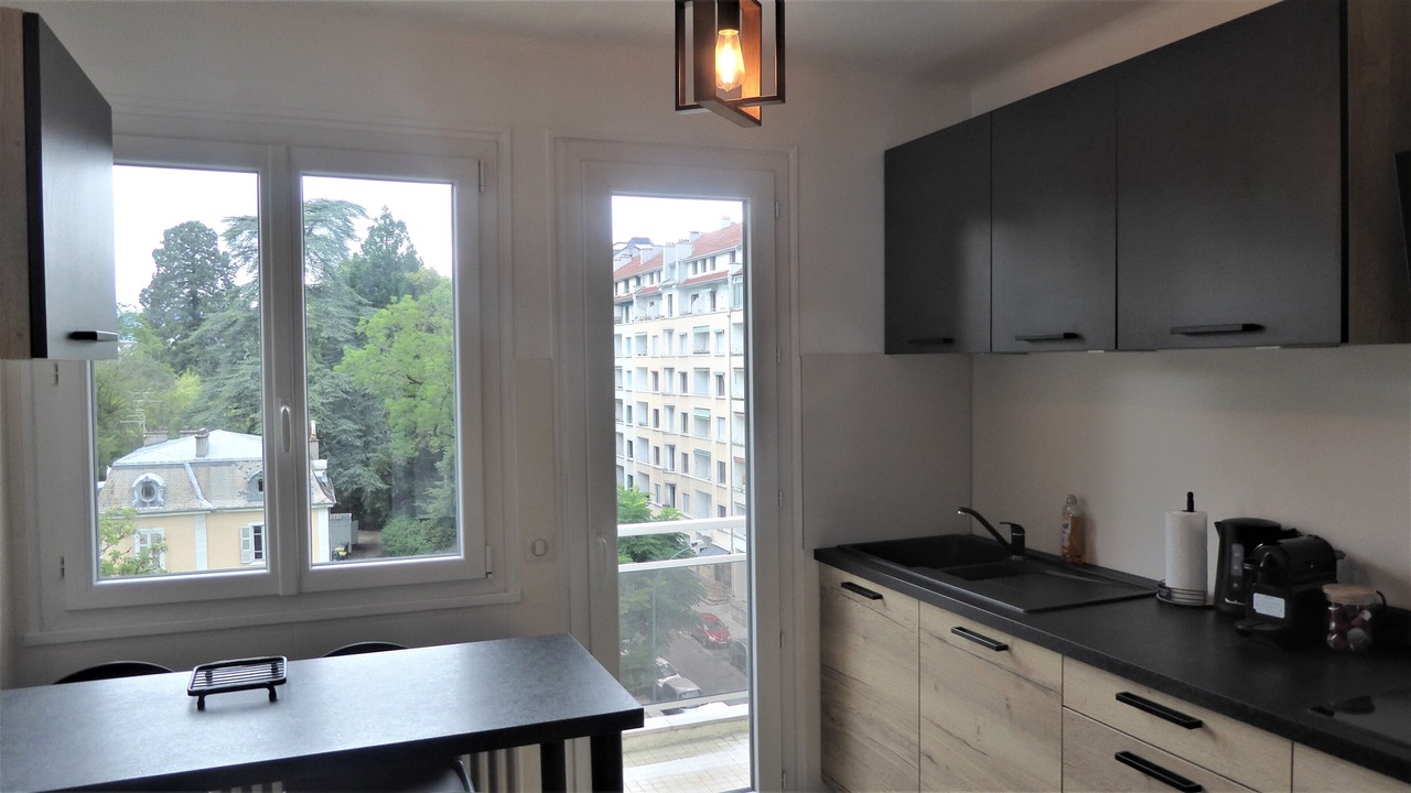 Photo of Kitchen in Annecy Old Town