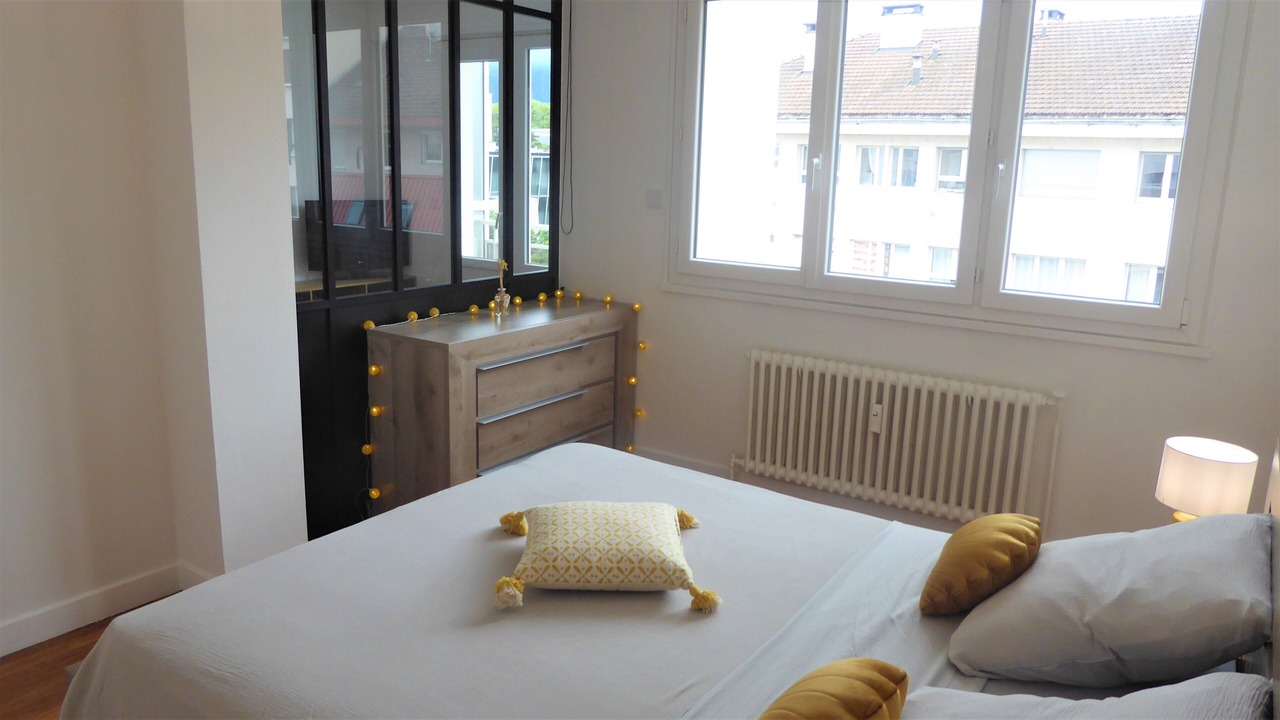 Photo of Bedroom in Annecy Old Town
