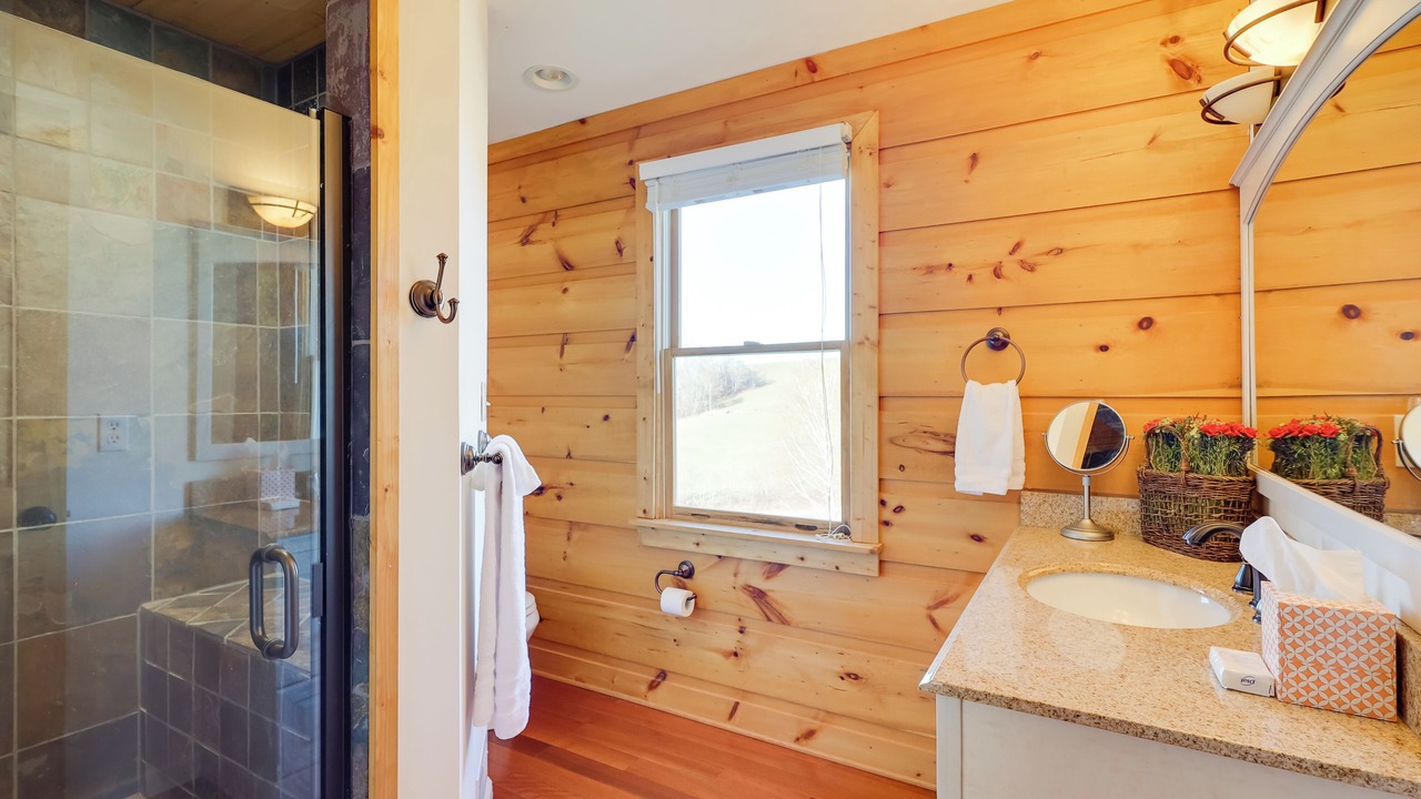 Photo of Bathroom in Laurel Springs
