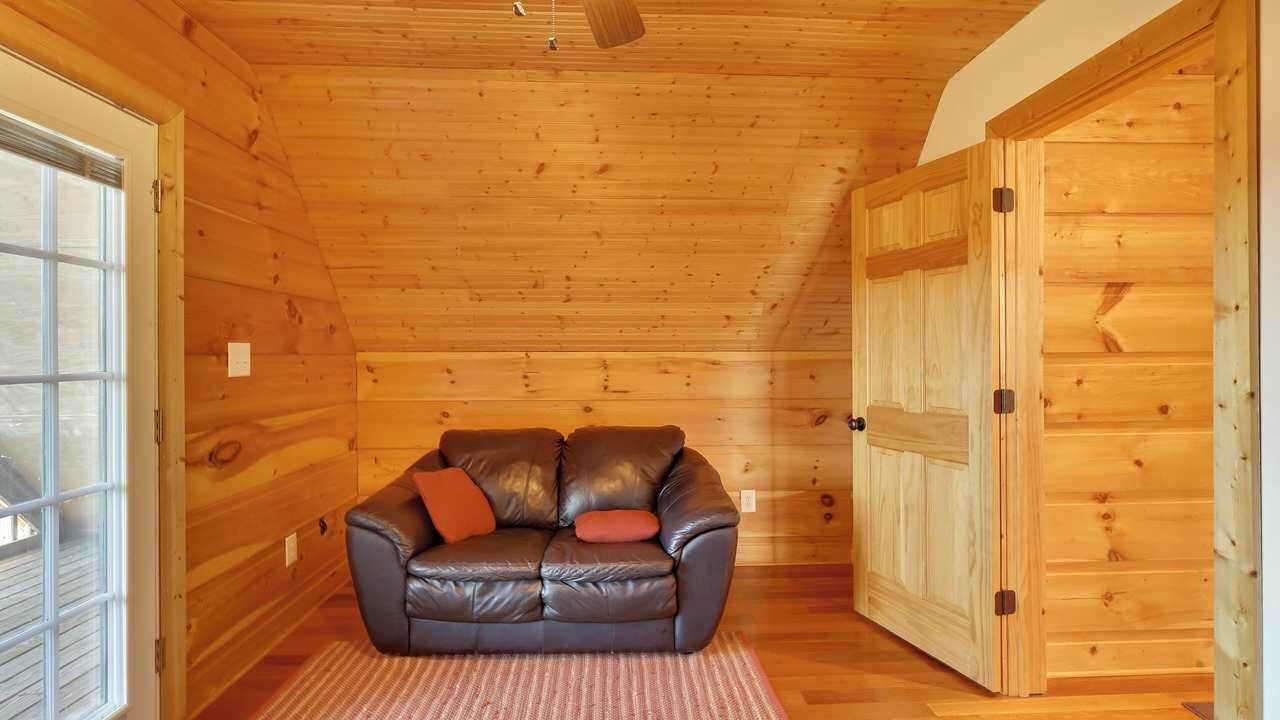 Photo of Livingroom in Laurel Springs