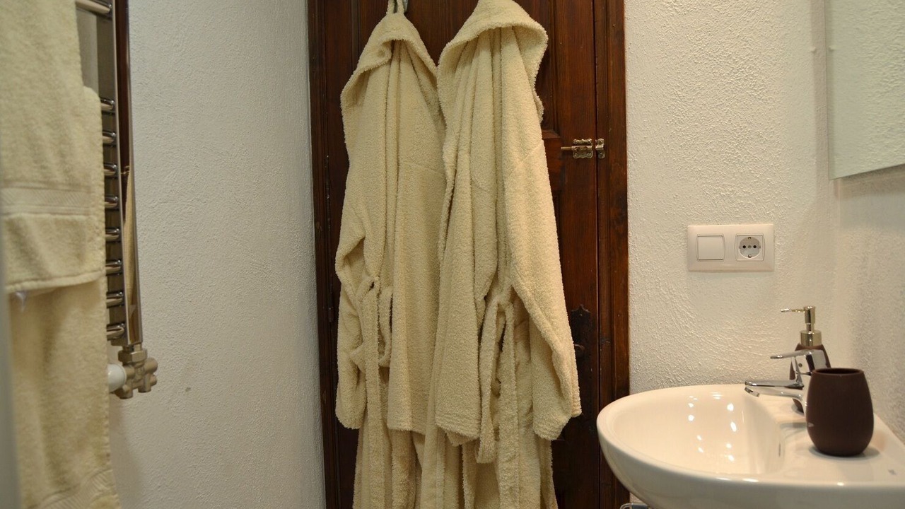 Photo of Bathroom in Pals