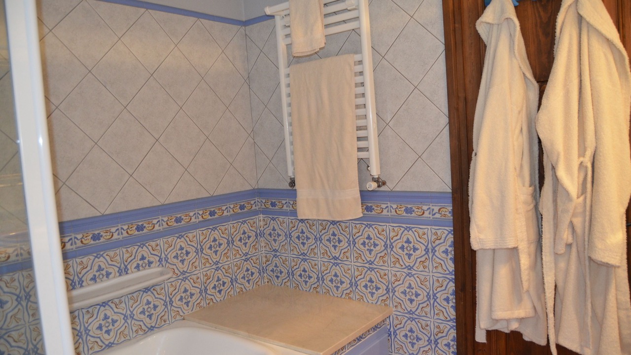 Photo of Bathroom in Pals