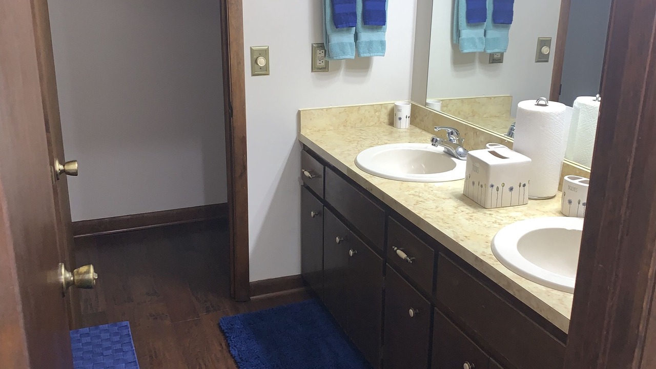 Photo of Bathroom in Tulip Grove