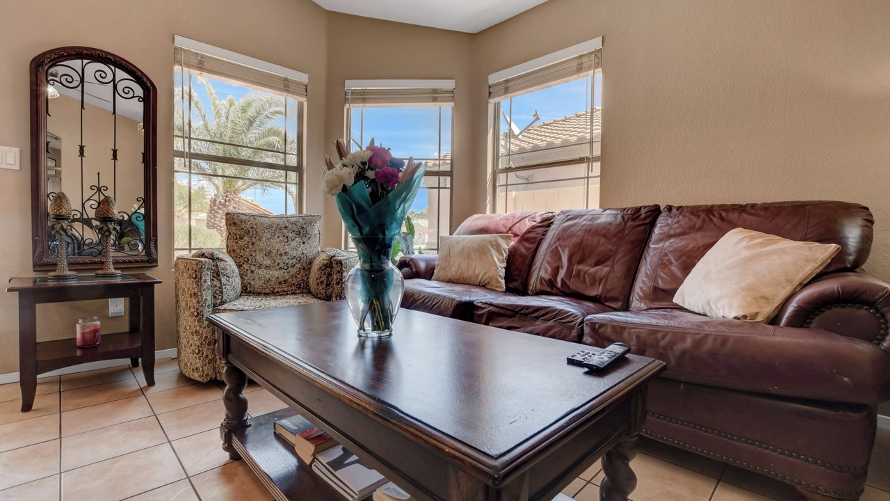 Photo of Livingroom in Silverado Ranch