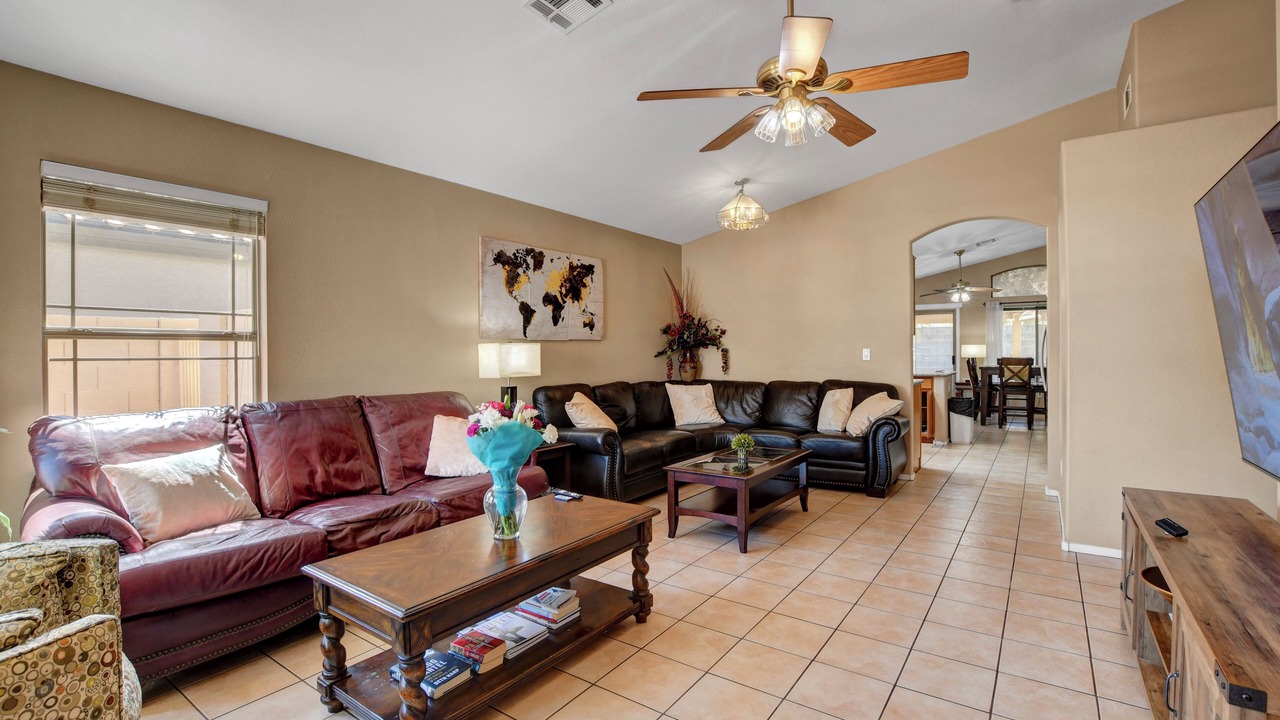 Photo of Livingroom in Silverado Ranch