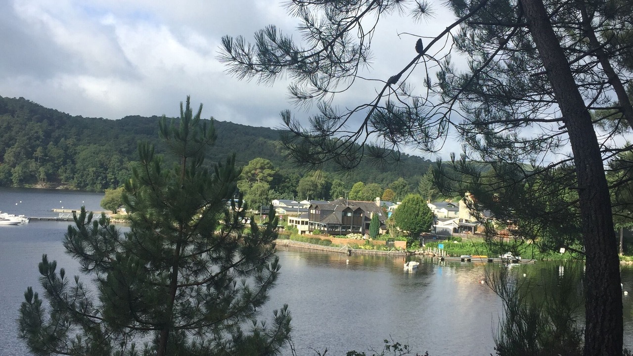 Photo of Others in Caurel