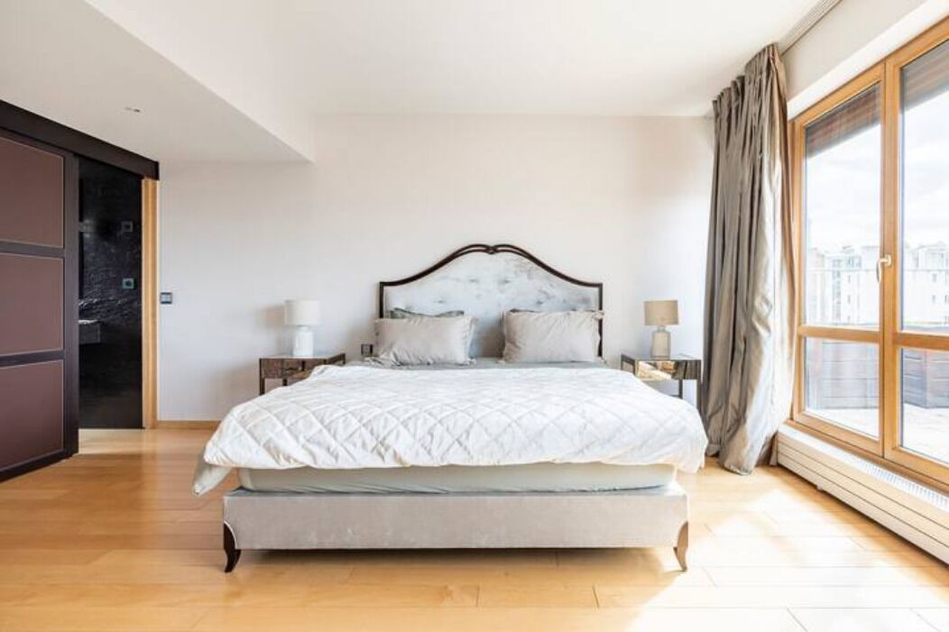 Photo of Bedroom in Chaillot