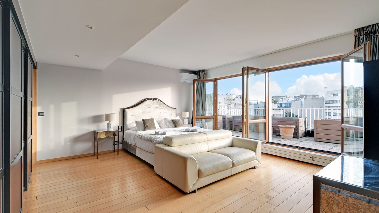 Photo of Bedroom in Chaillot