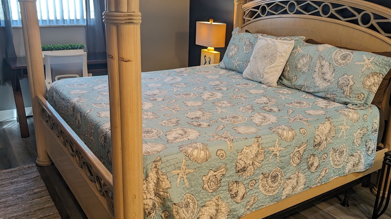 Photo of Bedroom in Harbor Bluffs