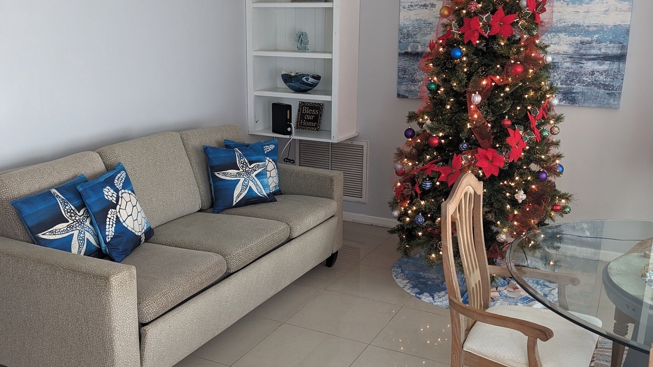 Photo of Livingroom in Harbor Bluffs