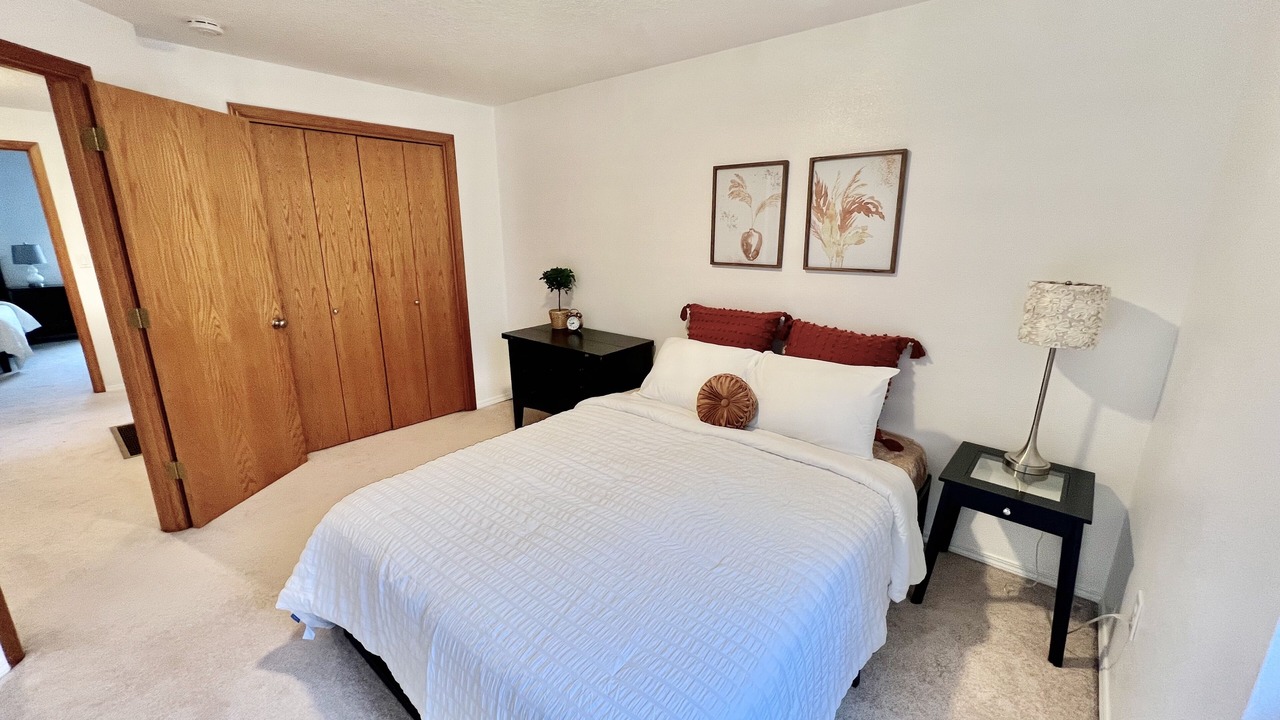 Photo of Bedroom in Aloha