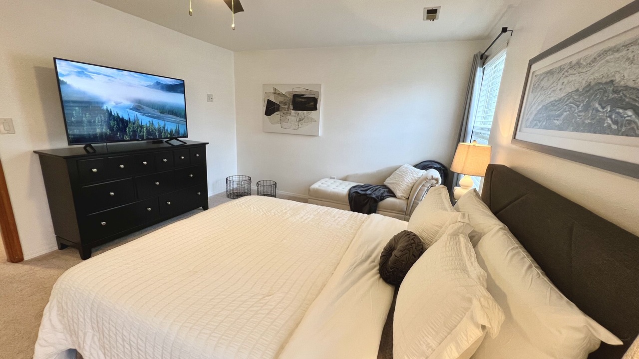 Photo of Bedroom in Aloha