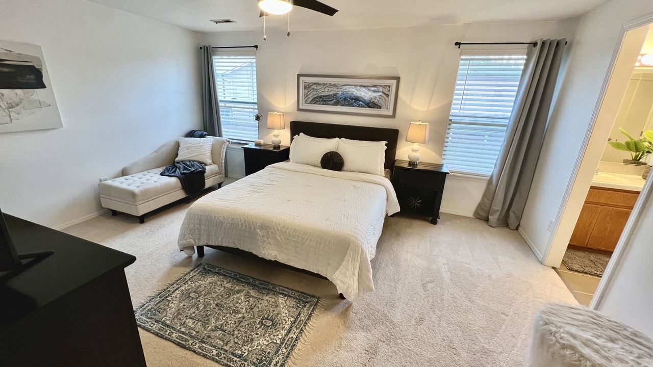 Photo of Bedroom in Aloha