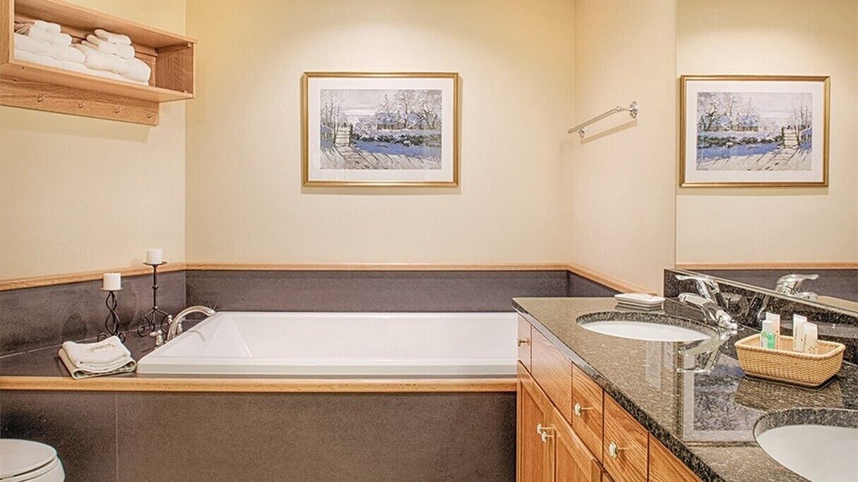 Photo of Bathroom in Jeffersonville