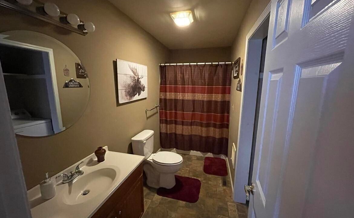Photo of Bathroom in Borderland