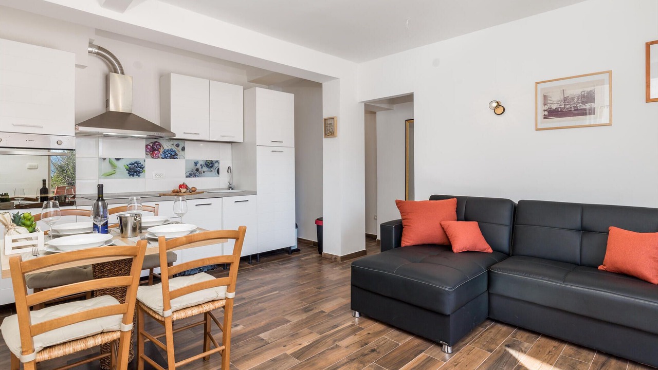 Photo of Bedroom in Cres