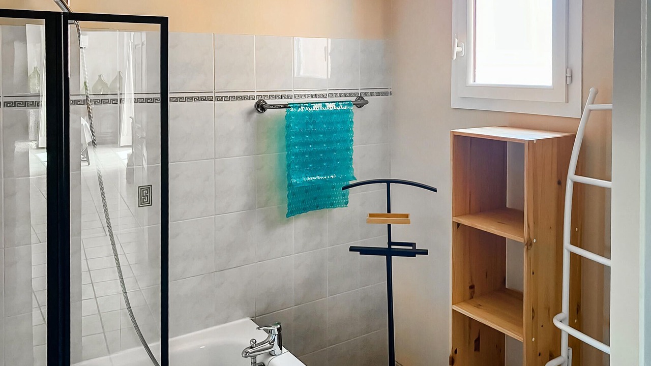 Photo of Bathroom in Saint-Nazaire-d'Aude