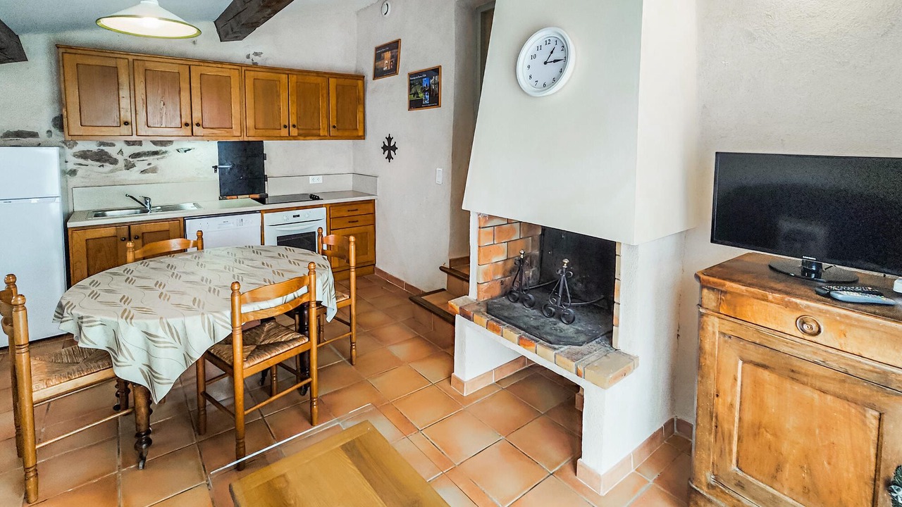 Photo of Bedroom in Cabrerolles