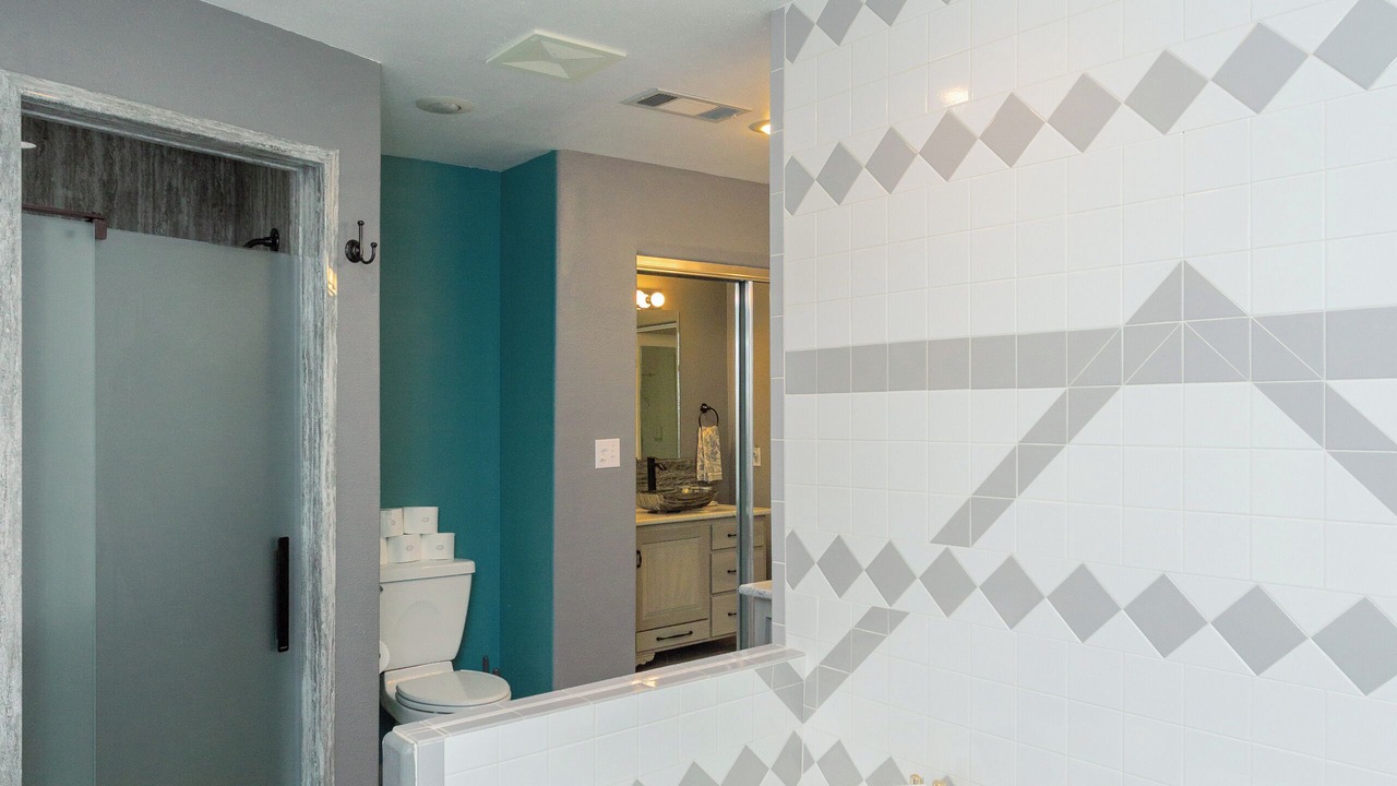 Photo of Bathroom in Artesia