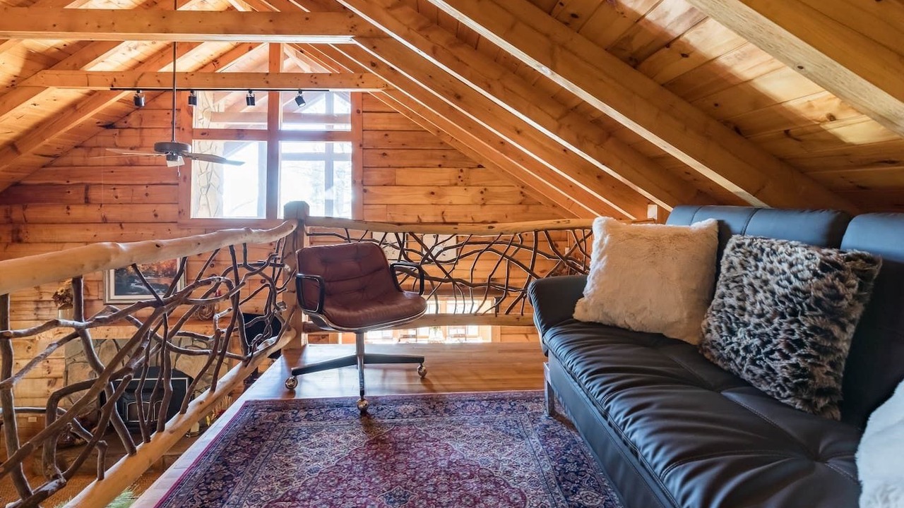 Photo of Livingroom in Clayton