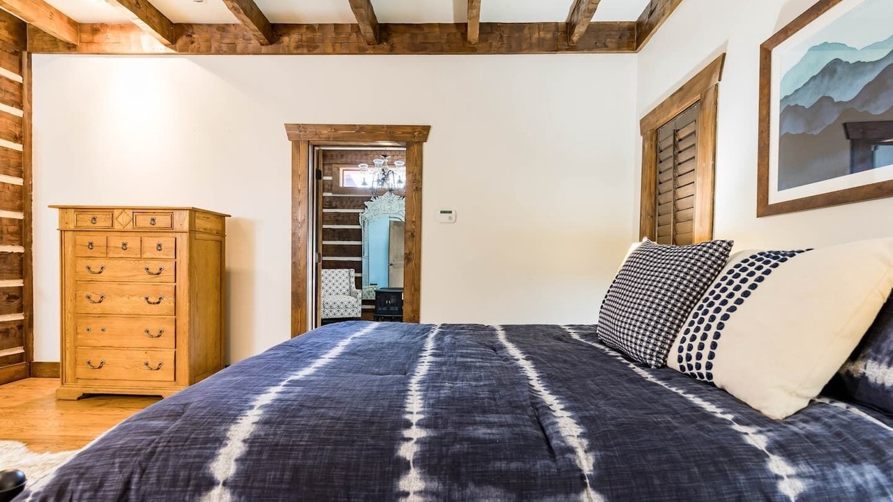 Photo of Bedroom in Clayton