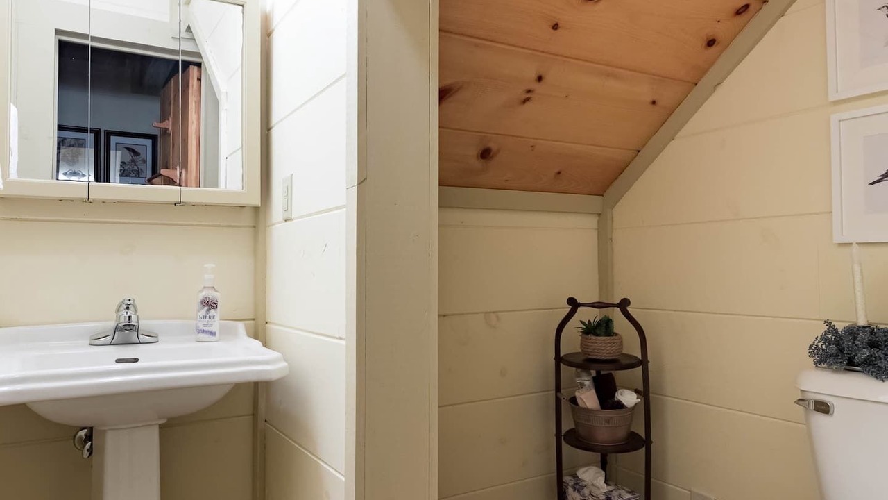 Photo of Bathroom in Clayton