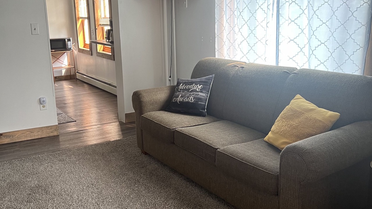 Photo of Livingroom in Laurium