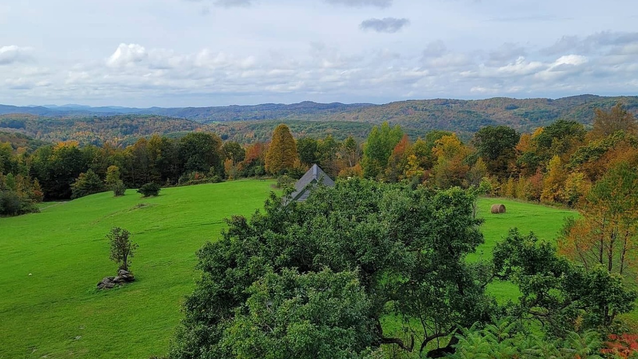 Photo of Outdoor in Town of Hebron