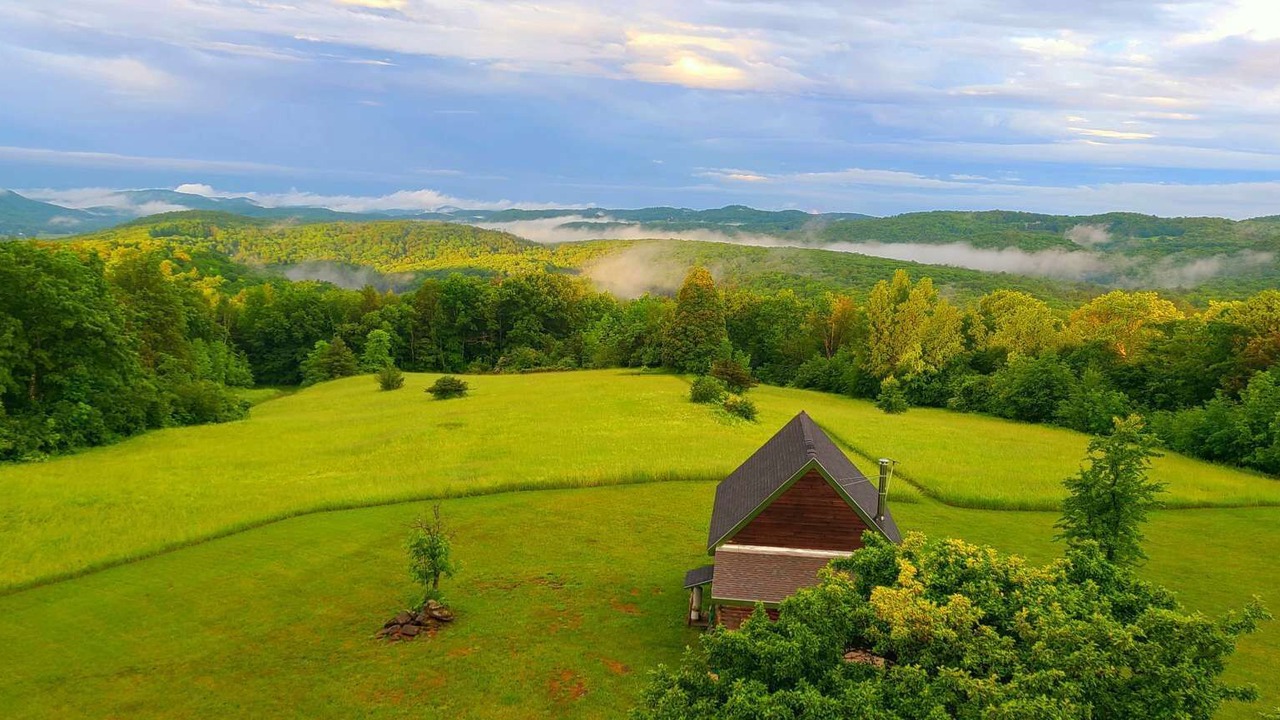 Photo of Others in Town of Hebron