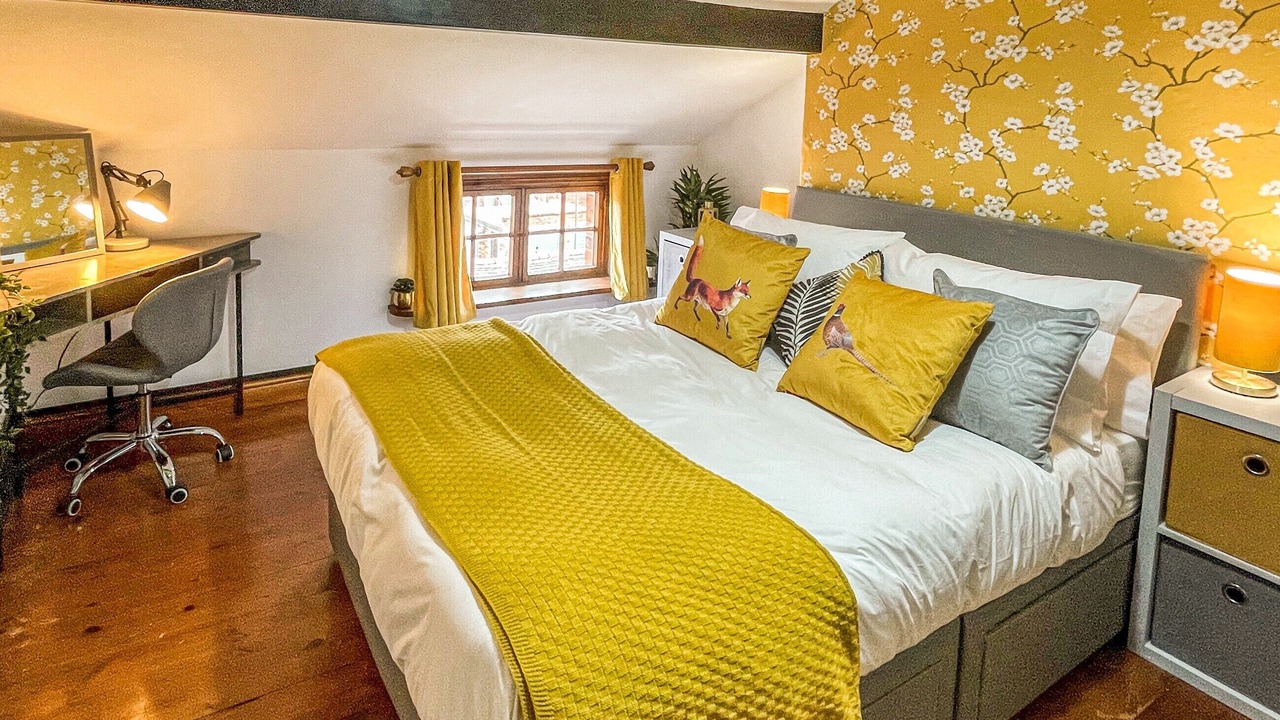 Photo of Others in Leek