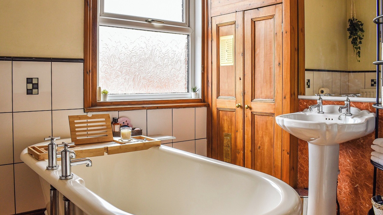 Photo of Bathroom in Leek