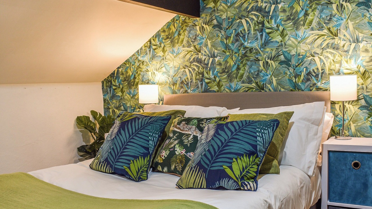 Photo of Others in Leek