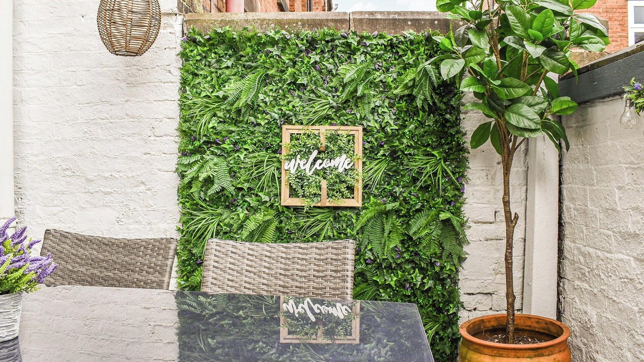 Photo of Others in Leek