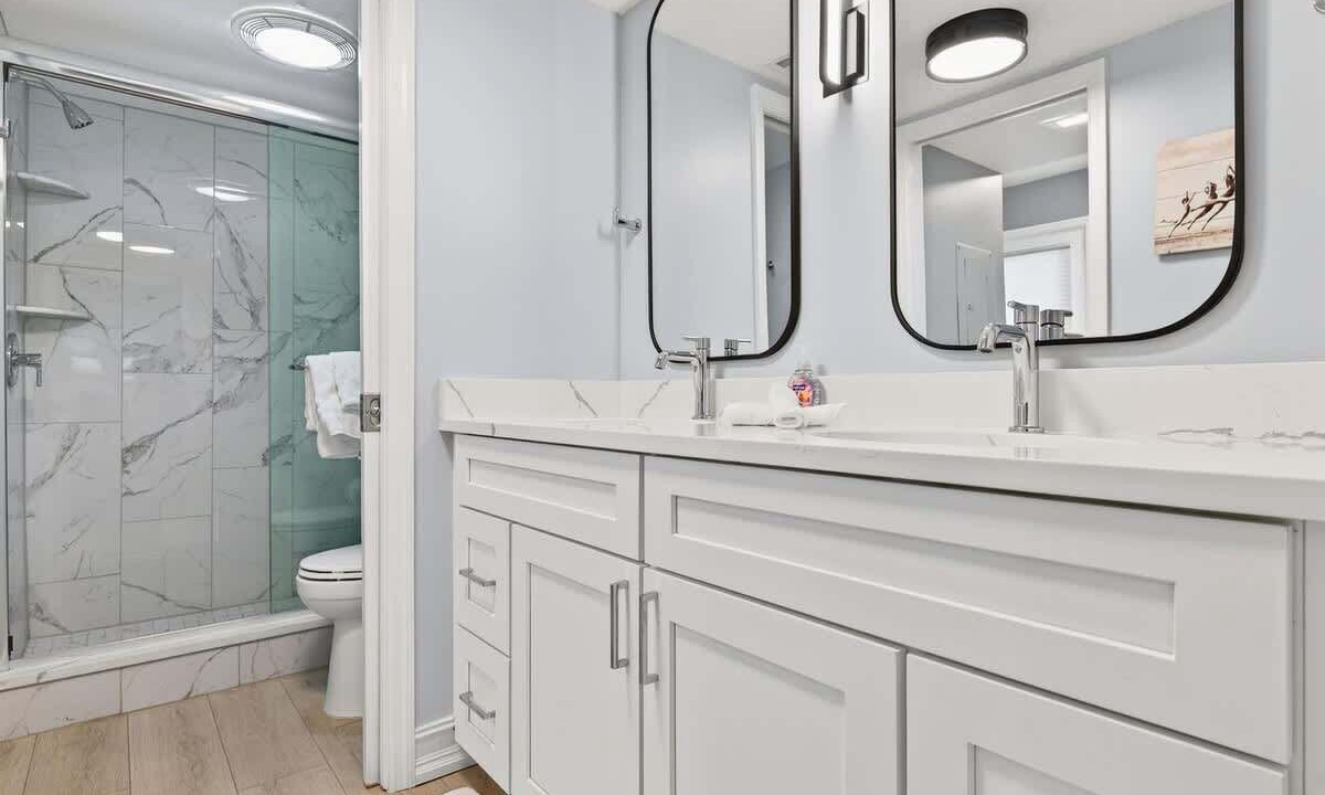 Photo of Bathroom in Belleair Beach
