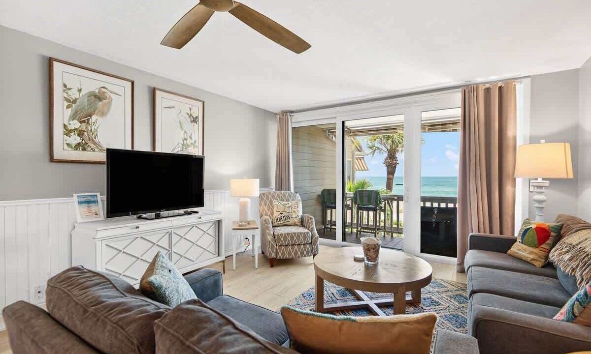 Photo of Livingroom in Belleair Beach