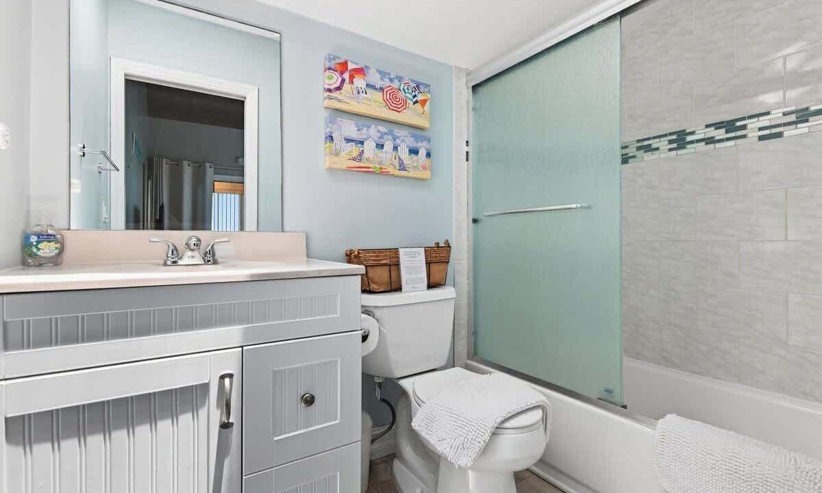 Photo of Bathroom in Belleair Beach