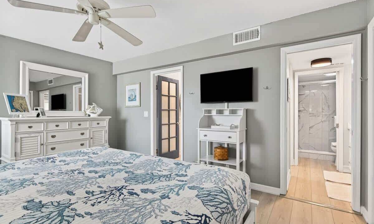 Photo of Bedroom in Belleair Beach