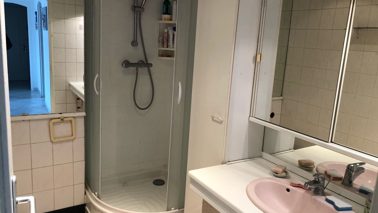 Photo of Bathroom in Dunkerque Centre