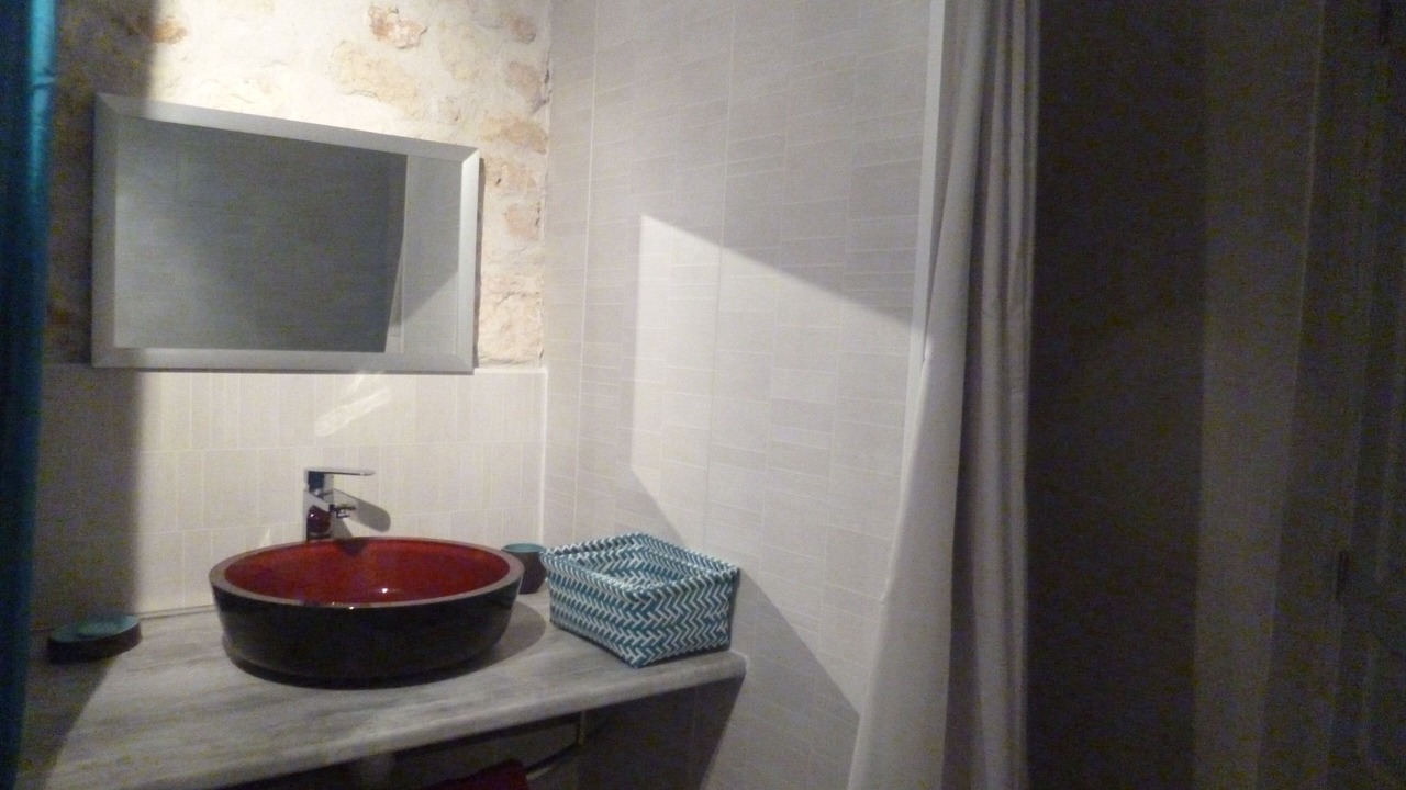 Photo of Bathroom in Cuxac-dʼAude