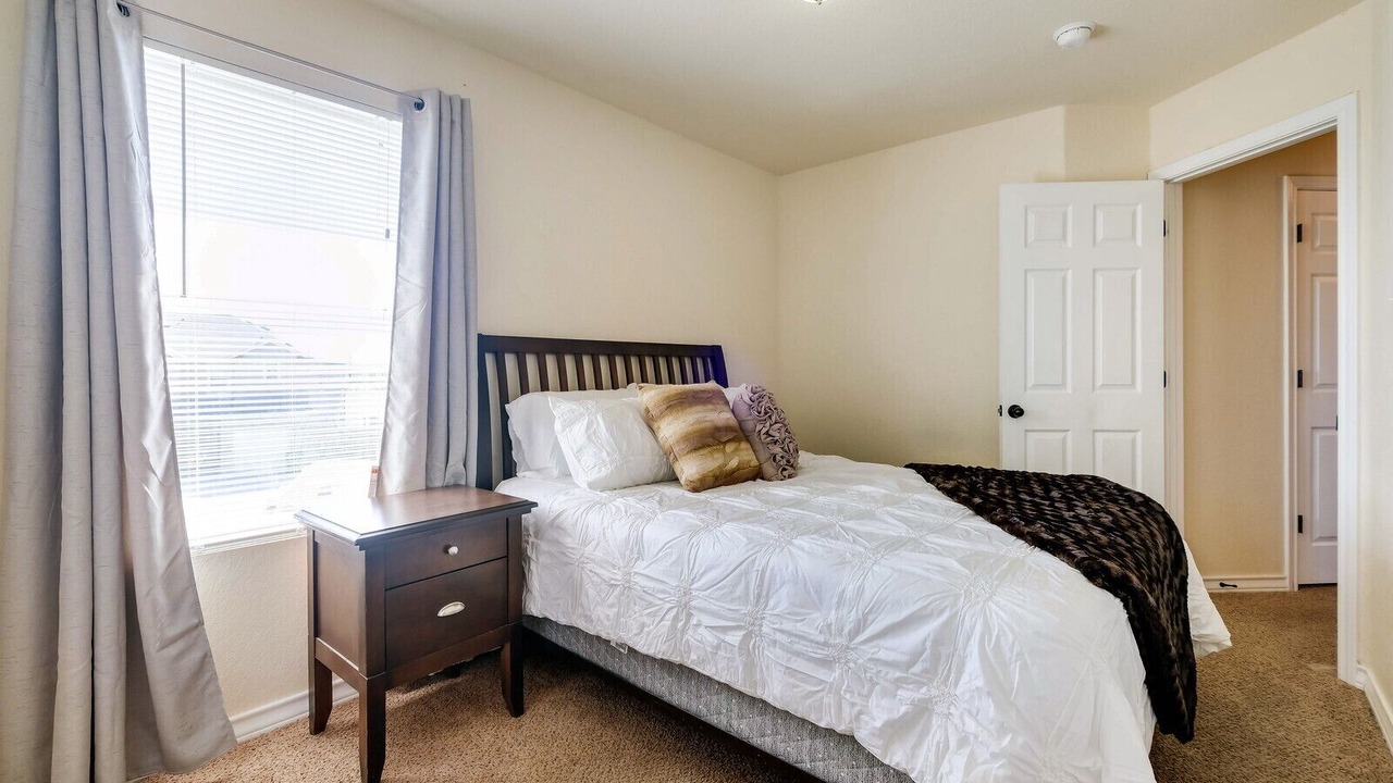 Photo of Bedroom in Selma
