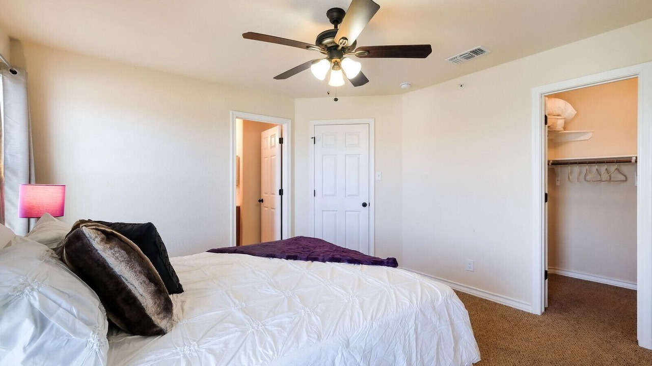 Photo of Bedroom in Selma