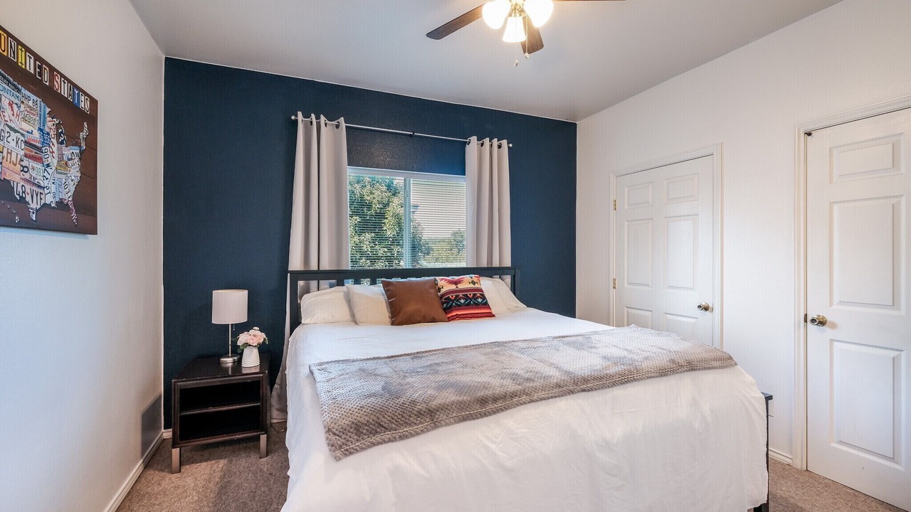 Photo of Bedroom in Medical Center District