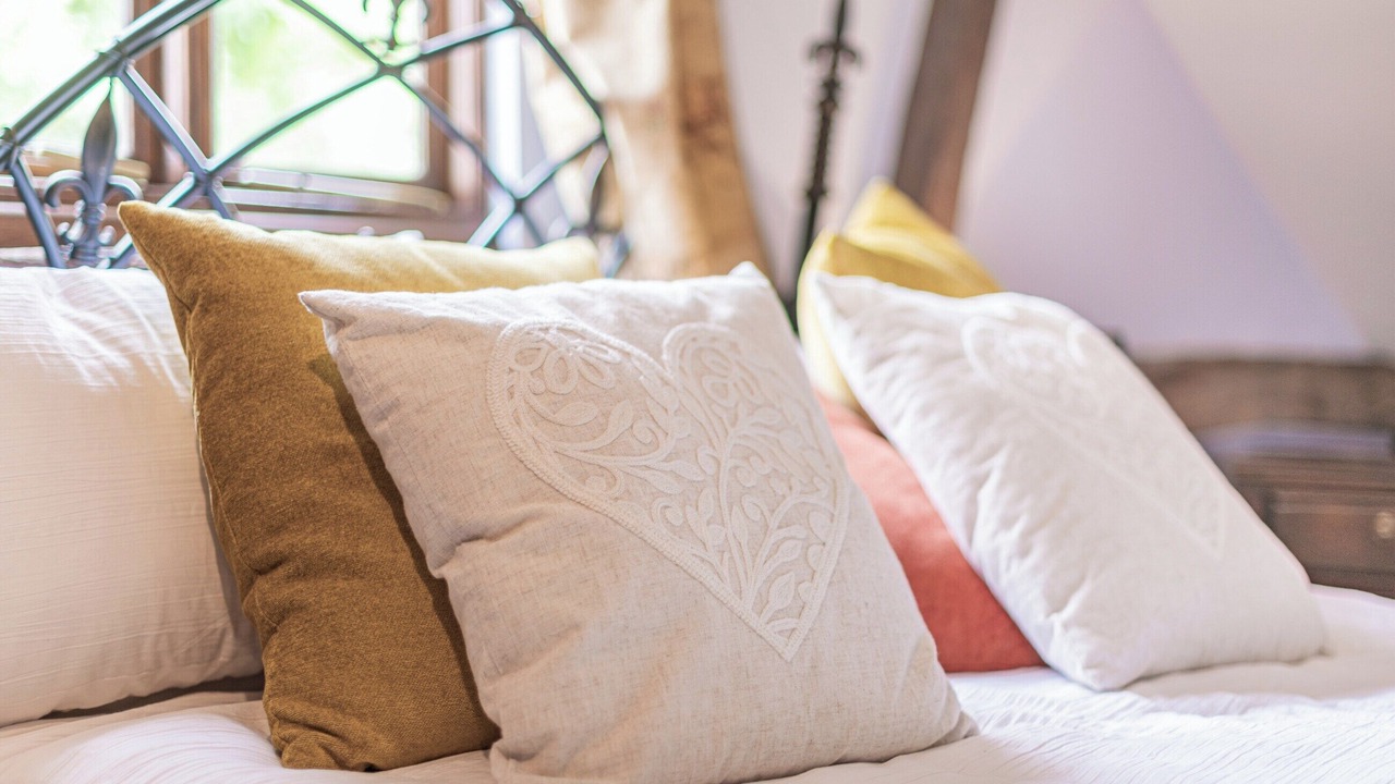 Photo of Others in Eye