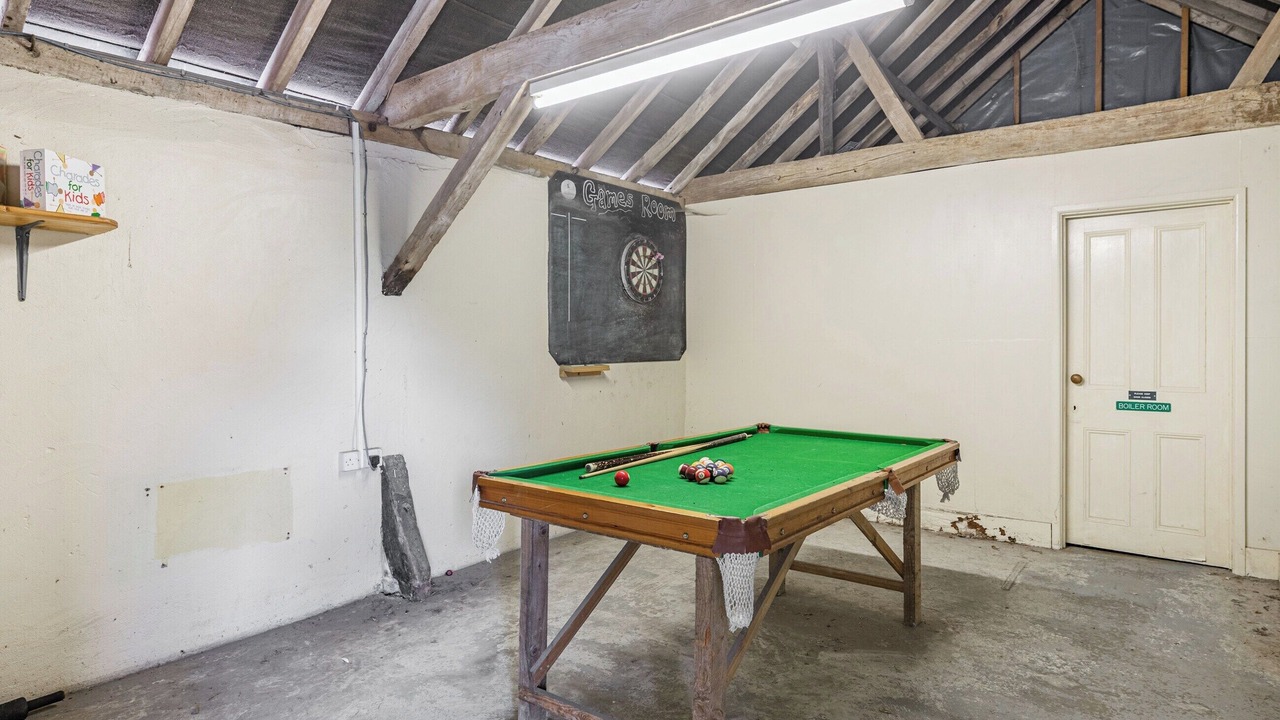 Photo of Bedroom in Eye