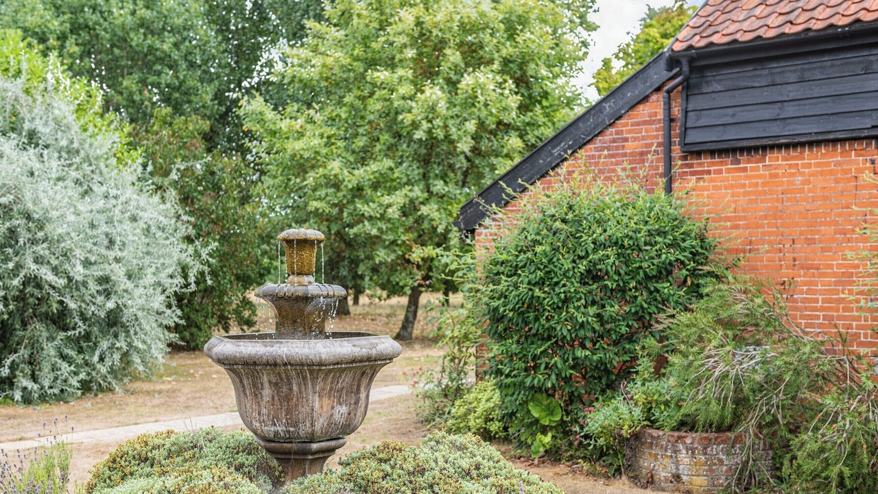 Photo of Outdoor in Eye