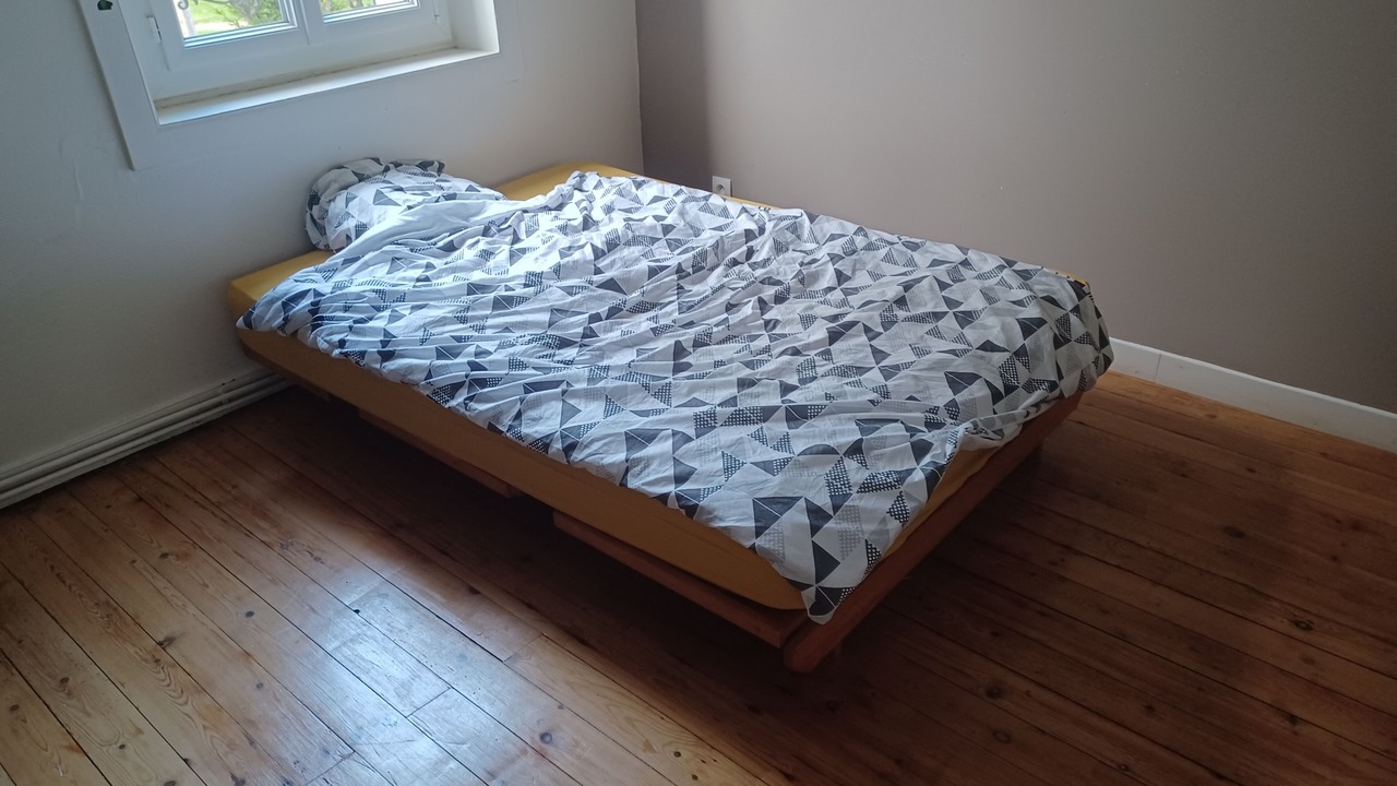 Photo of Bedroom in Port-Brillet